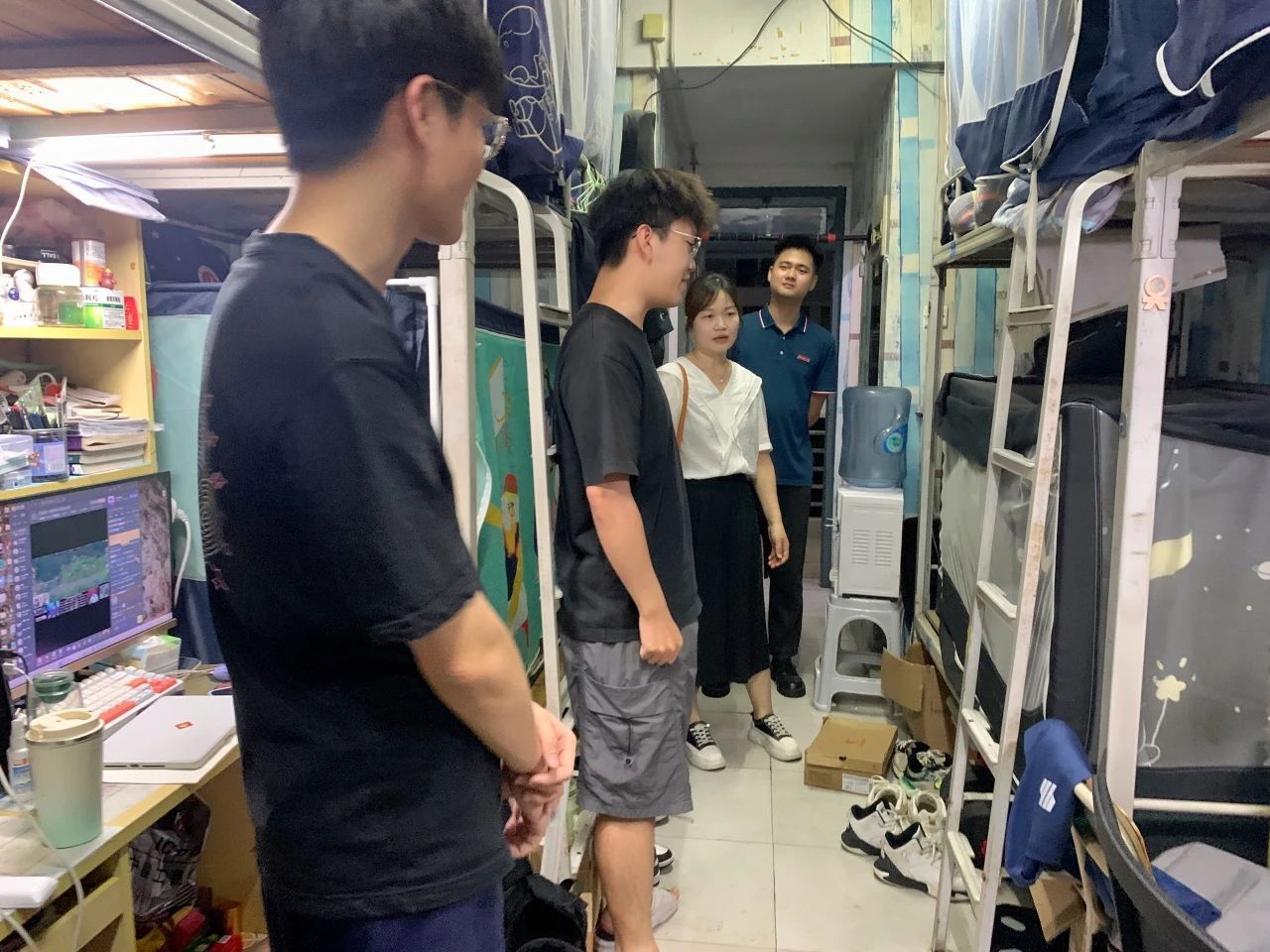 买足球网站