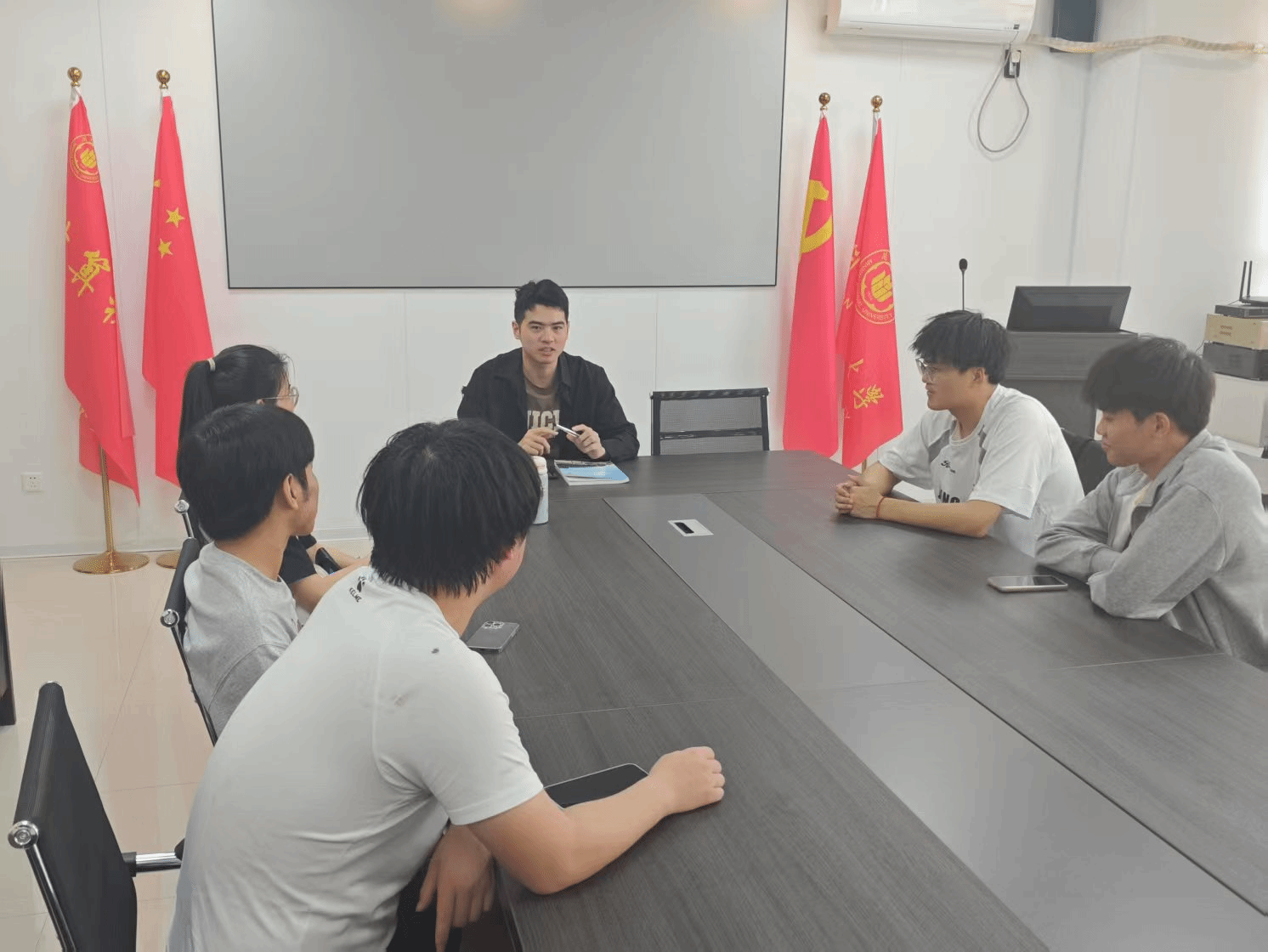买足球网站