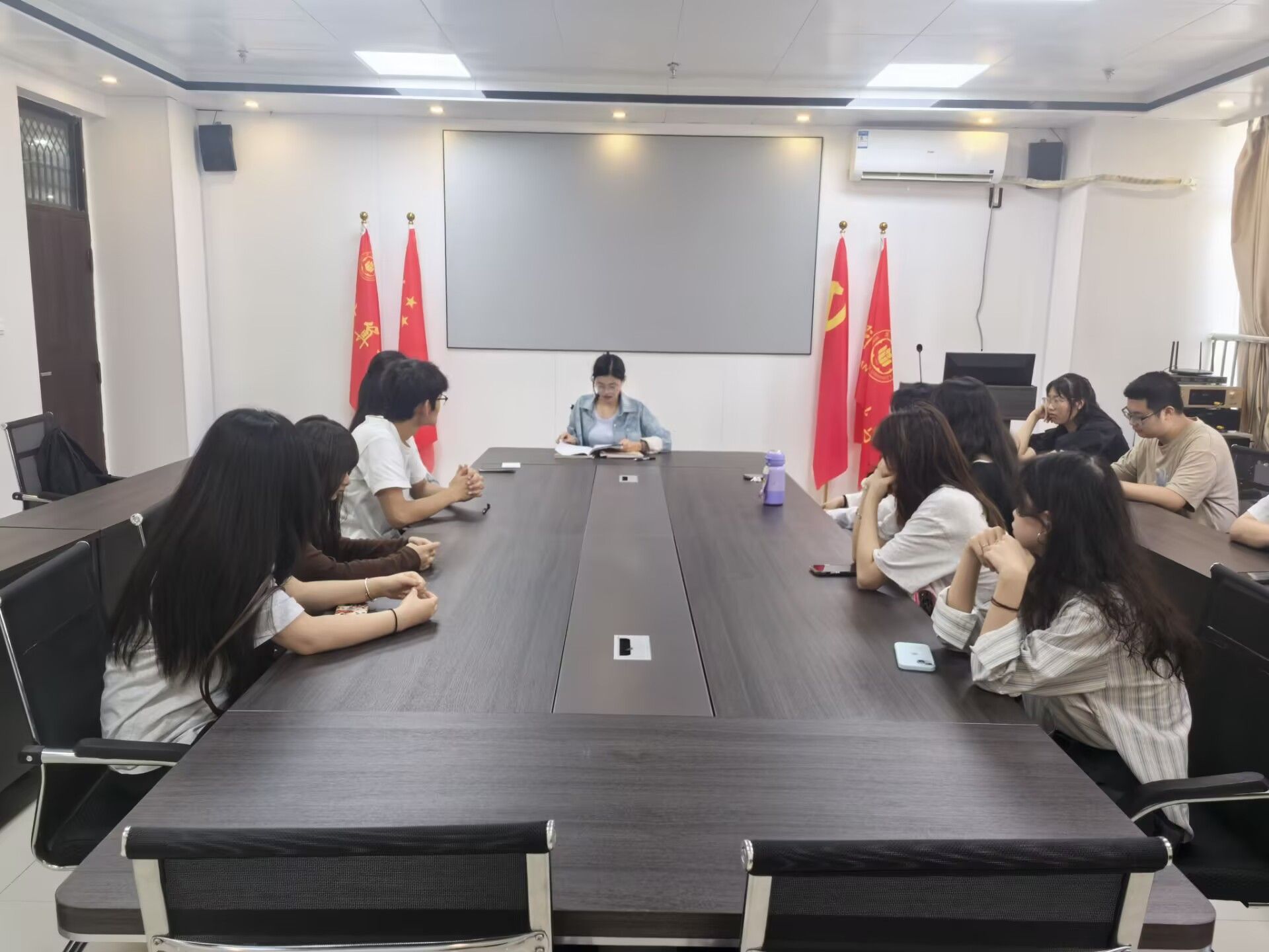 买足球网站